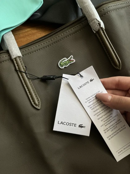 توت‌بگ لاگوست Lacoste