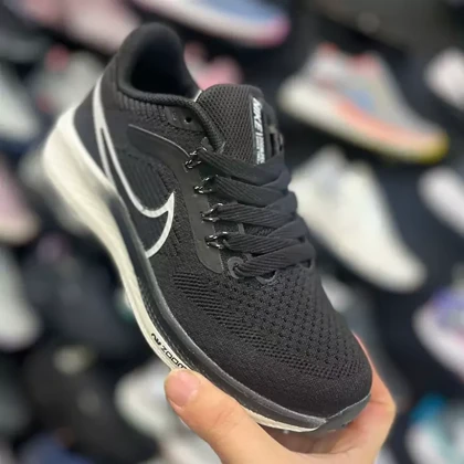 کفش راحتی زنانه نایکی مدل پگاسوس 39 مشکی