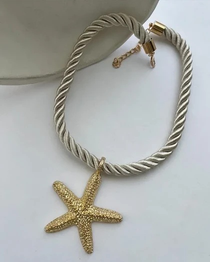 گردنبند ستاره اور سایز