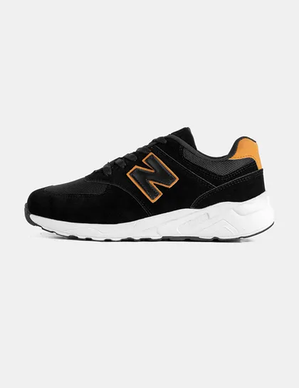 کفش مردانه New Balance