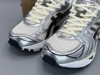 کتانی اسیکس کایانو 14 کرم نقره ای قهوه ای/Asics Kayano 14