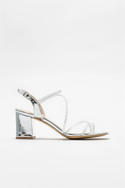 صندل زنانه اله elle