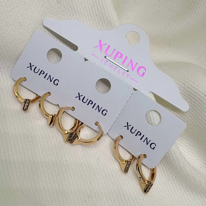 گوشواره ژوپینگ طرح «میخ» (Nail) | ترکیب جسارت صنعتی و درخشش نگین