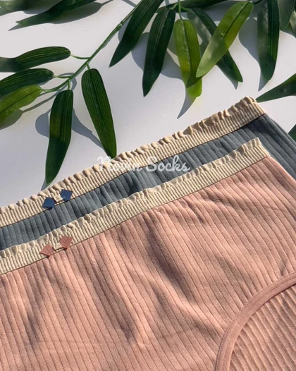 شورت کبریتی سانتا (سایز 42 الی 46)