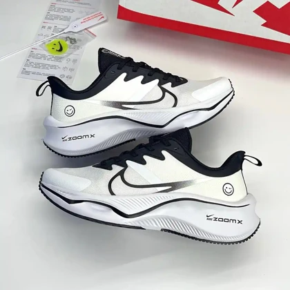 کتانی نایک زوم ایکس طرح لبخند سفید مشکی Nike ZoomX Smile White Black