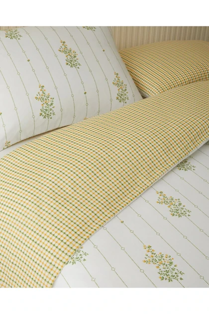 سرویس روتختی دو نفره English Home مدل Delicate Bloss پنبه‌ای - زرد-سبز