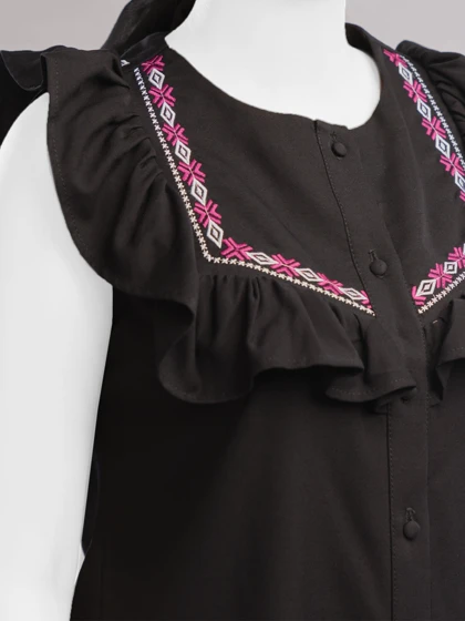 تاپ زنانه مجلسی جلو دکمه دار جنس ویسکوز نایریکا