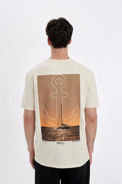 تیشرت آستین کوتاه چاپی یقه یقه ای منظم C6241AX24HS