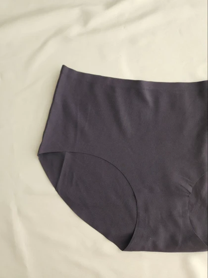 شورت لیزری فاق بلند کد: 2789