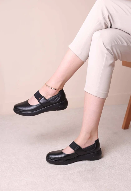 کفش پرسنلی زنانه دکترتام