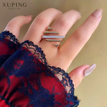 انگشتر خطی نگین‌دار با طراحی مدرن ژوپینگ Xuping