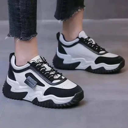 کتانی لژدار زنانه سفید مشکی فشن Women’s White Black Platform Fashion Sneakers