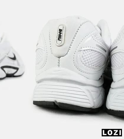 کفش کتانی مردانه و زنانه سفید مشکی نایک NIKE v5 RNR