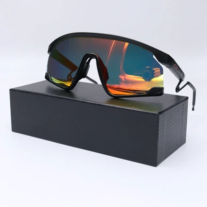 عینک از برند OAKLEY کد 181409