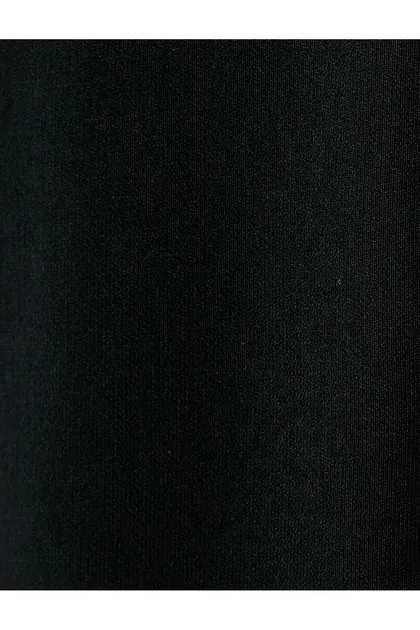 مینی شلوار کوتاه با دکمه یقه آستین بلند با جزئیات 4WAK40124UW