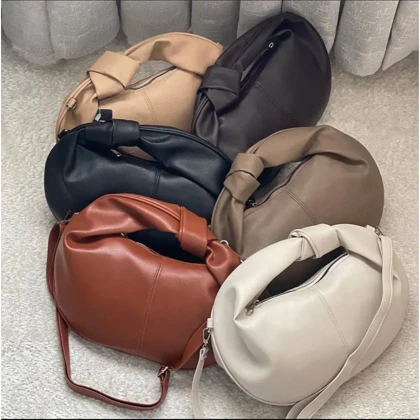 کیف پاسپورتی دخترانه دوشی و دستی