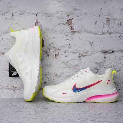 کفش کتانی زنانه نایک پگاسوس سفید (Nike Pegasus)