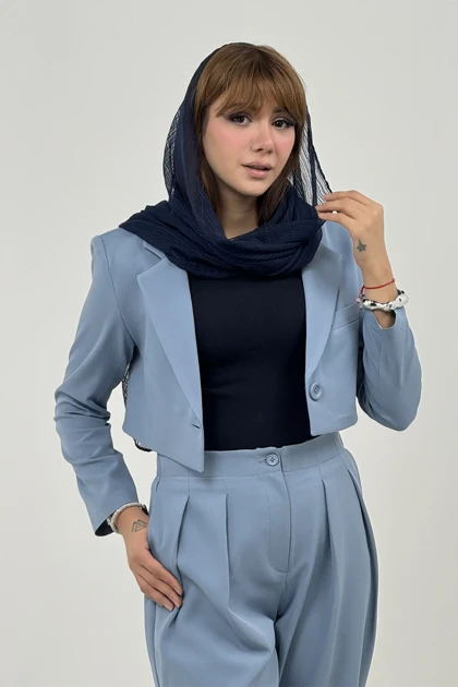کراپ کت استرادیواریوس