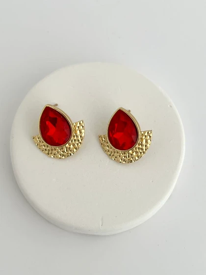 گوشواره اشکی قرمز
