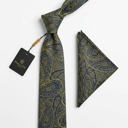 کراوات و پوشت دستدوز طرح جقه مثلثی برند Massimo Dutti