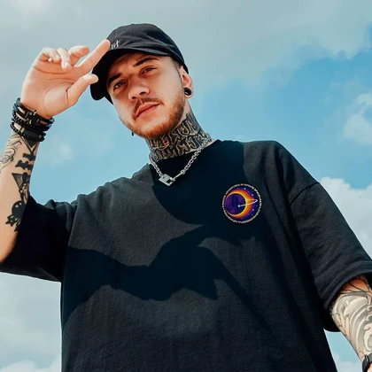 تیشرت لش طرح دار