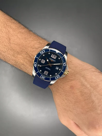 ساعت مچی لونژین اتوماتیک بند رابر آبی بزل طلایی Longines