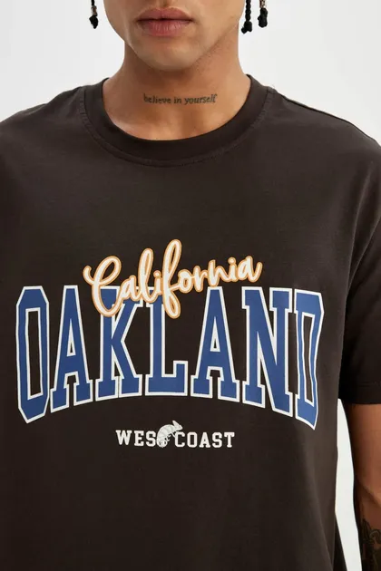 تیشرت آستین کوتاه یقه پرینت معمولی C5671AX24HS