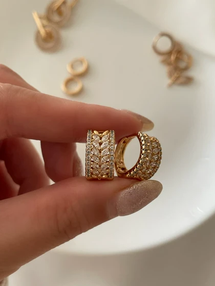 گوشواره های ژوپینگ