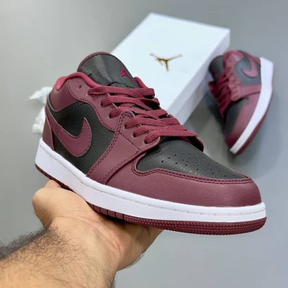 کتانی ویتنامی ایر جردن وان لو مشکی زرشکیNike Air Jordan 1 Low Dark Beetroot Black