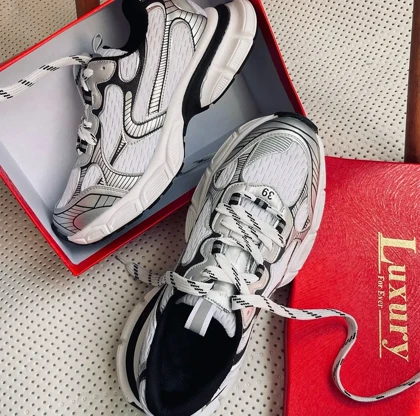 کفش بالنسیگا 3xlدخترانه سفید طوسی