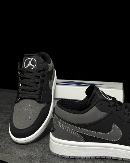 کتانی جردن وان