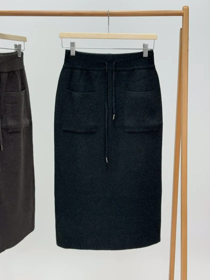 دامن بافت جیب‌دار