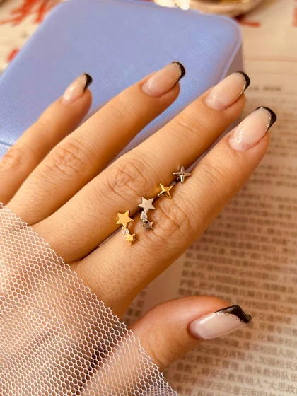 پیرسینگ گوش ستاره