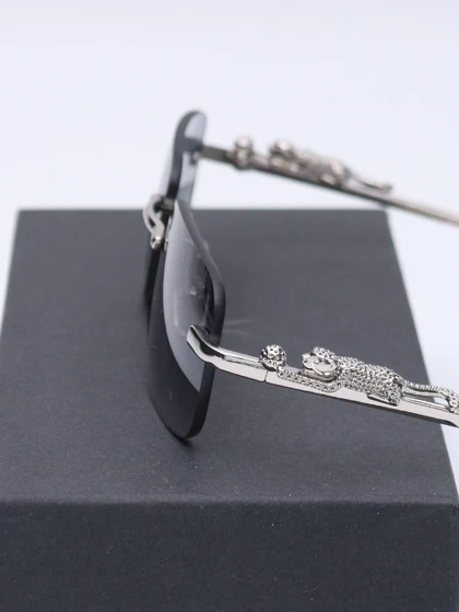عینک برند CARTIER کد 181491