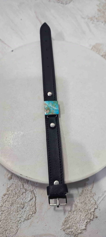 دستبند چرمی با سنگ فیروزه نیشابور اصل کد 2