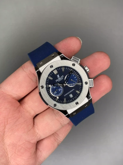 ساعت مچی اوبلو کلاسیک فیوژن کورنوگراف بند رابر آبی قاب سیلور Hublot Classic Fusion