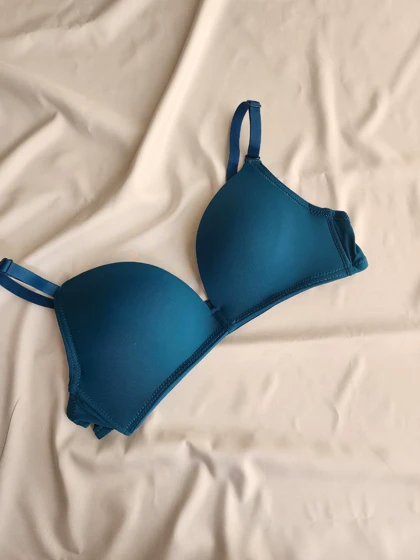 سوتین اسفنجی بدون فنر کد: 78900