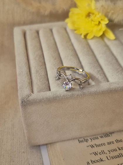 انگشتر جواهری فری سایز تاج