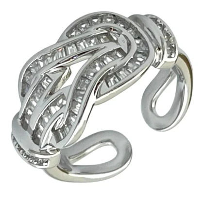 انگشتر زنانه ژوپینگ مدل نودورا سیلور طرح گره نقره‌ای با نگین‌های باگتی