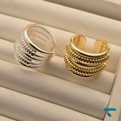 انگشتر شیار دار پهن طلایی و نقره ایی Ring-8681-L