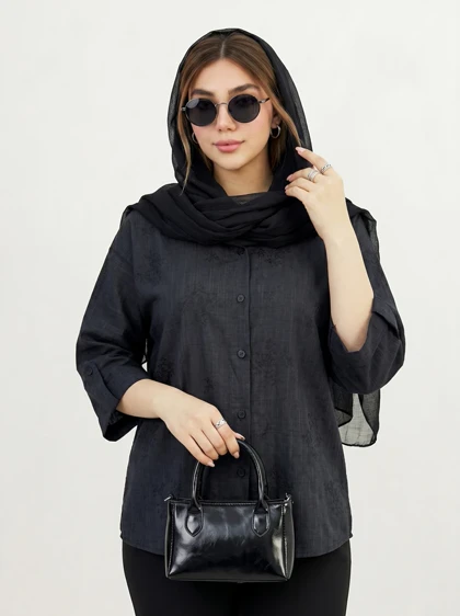 شومیز شیشه ای طرح دار جلو دکمه