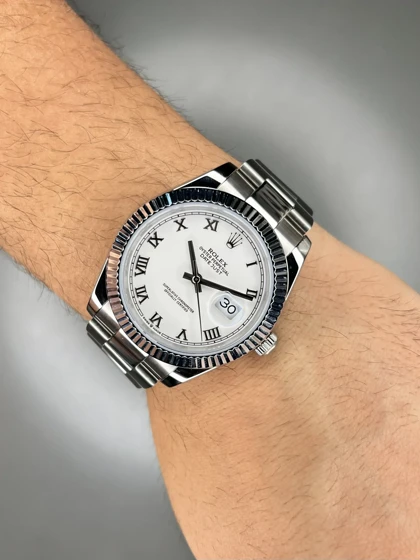 ساعت مچی رولکس سوئیسی بند سیلور صفحه سفید ایندکس یونانی Rolex Datejust