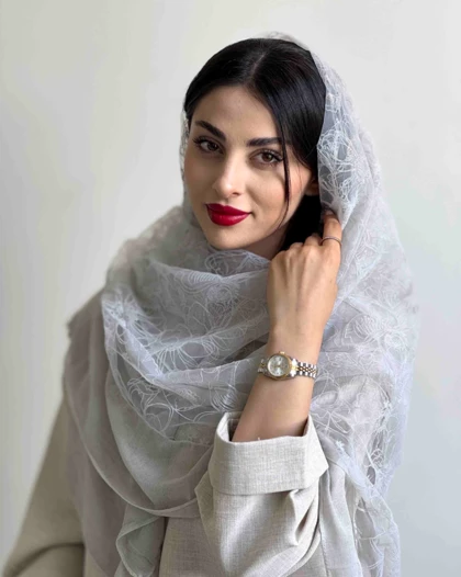روسری پیچک رنگ استخوانی