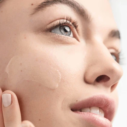 لوسیون مرطوب کننده صورت کلینیک Dramatically آبرسانی 8 ساعته