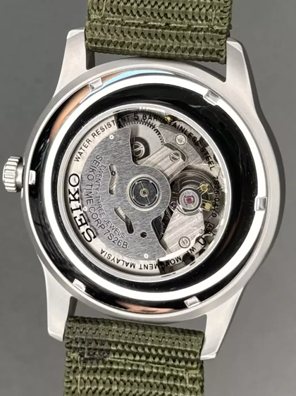 ساعت مچی سیکو خلبانی سبز بند برزنتی Seiko