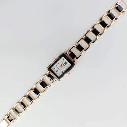 ساعت مچی زنانه مجلسی IE-LY نگین‌دار با موتور کوارتز