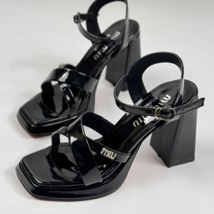 پاشنه ضربدری میو 4557