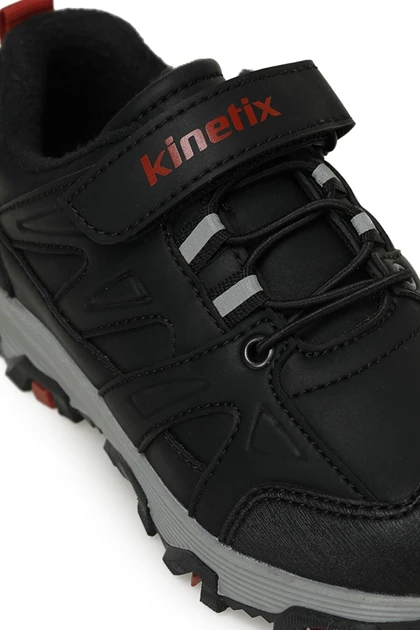 کفش های طبیعت گردی بچگانه kinetix