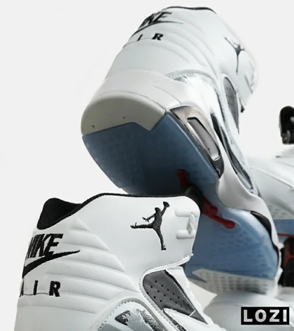 کفش کتانی ساق‌دار مردانه سفید مشکی Nike air jordan 6
