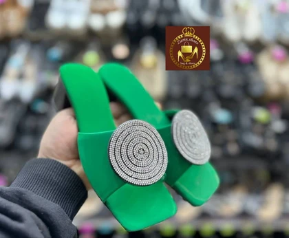 صندل روفرشی نگینی مجلسی زنانه جلو مربع